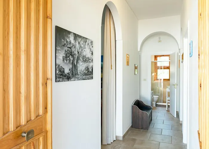 Vila Italo - Wine Tasting - Parking Car