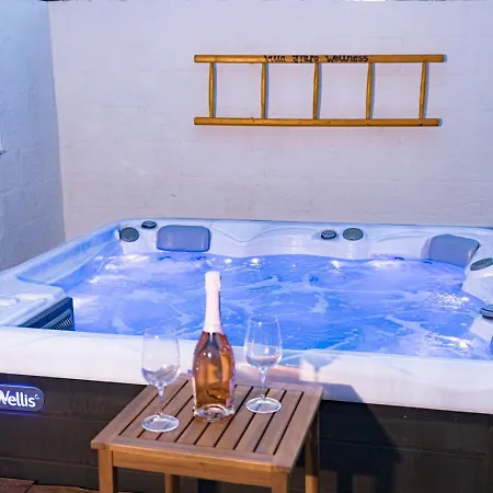 Italo & Parking ヴィラ *