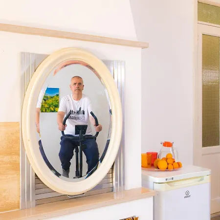 Italo & Parking ヴィラ *