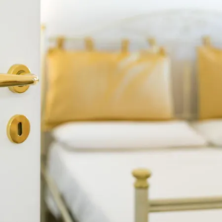 Italo & Parking オストゥーニ